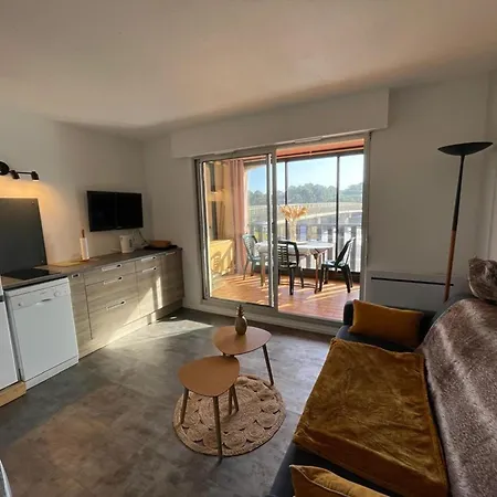 Daire Proche Avec Piscine, Parking Et Animaux Admis - Fr-1-413-215 *